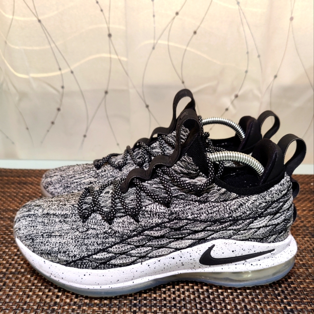 LeBron 15 Low 'Ashes'